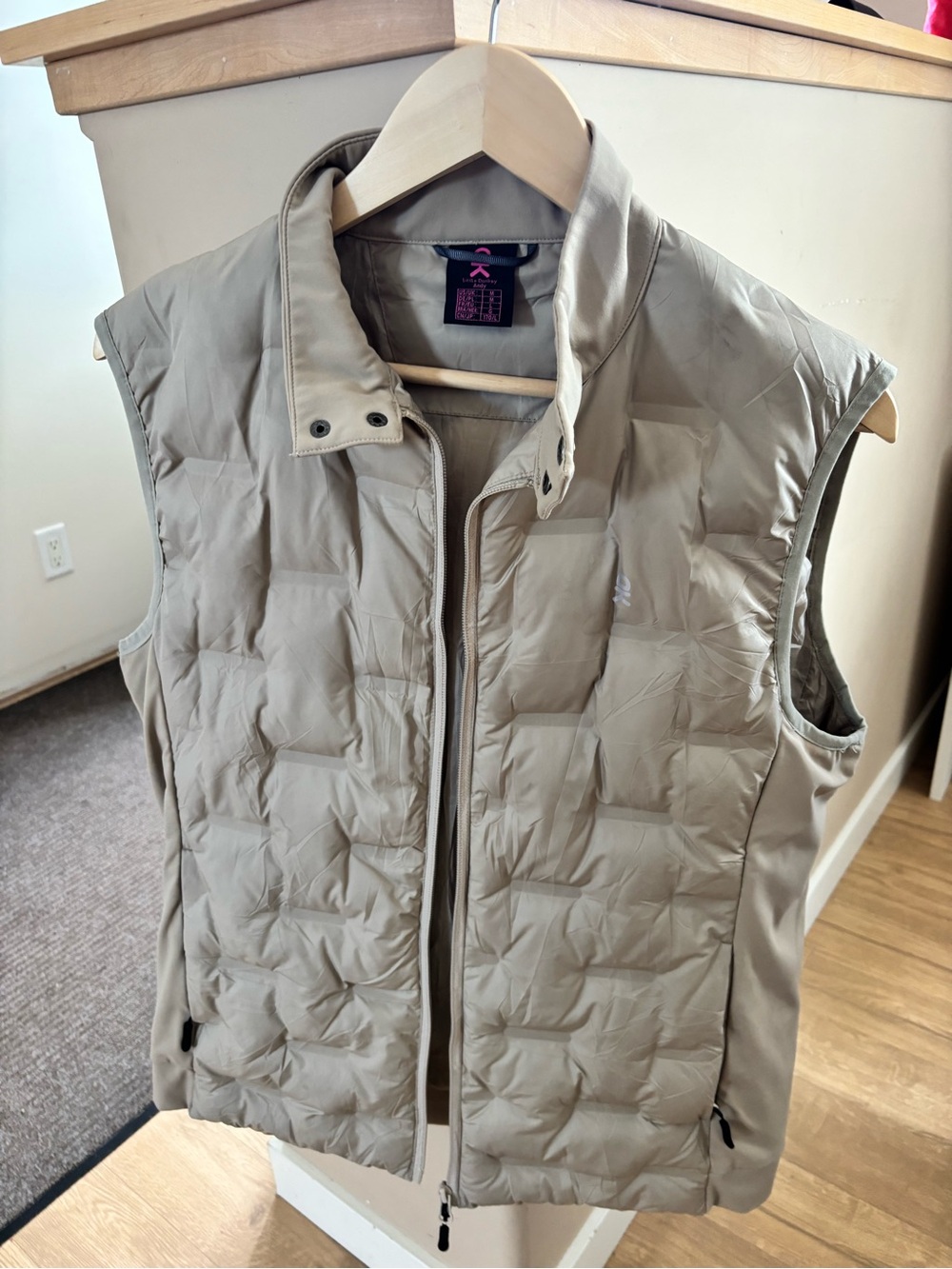 Light Taupe Quilted Sleeveless Vest - Picture 1 of 4